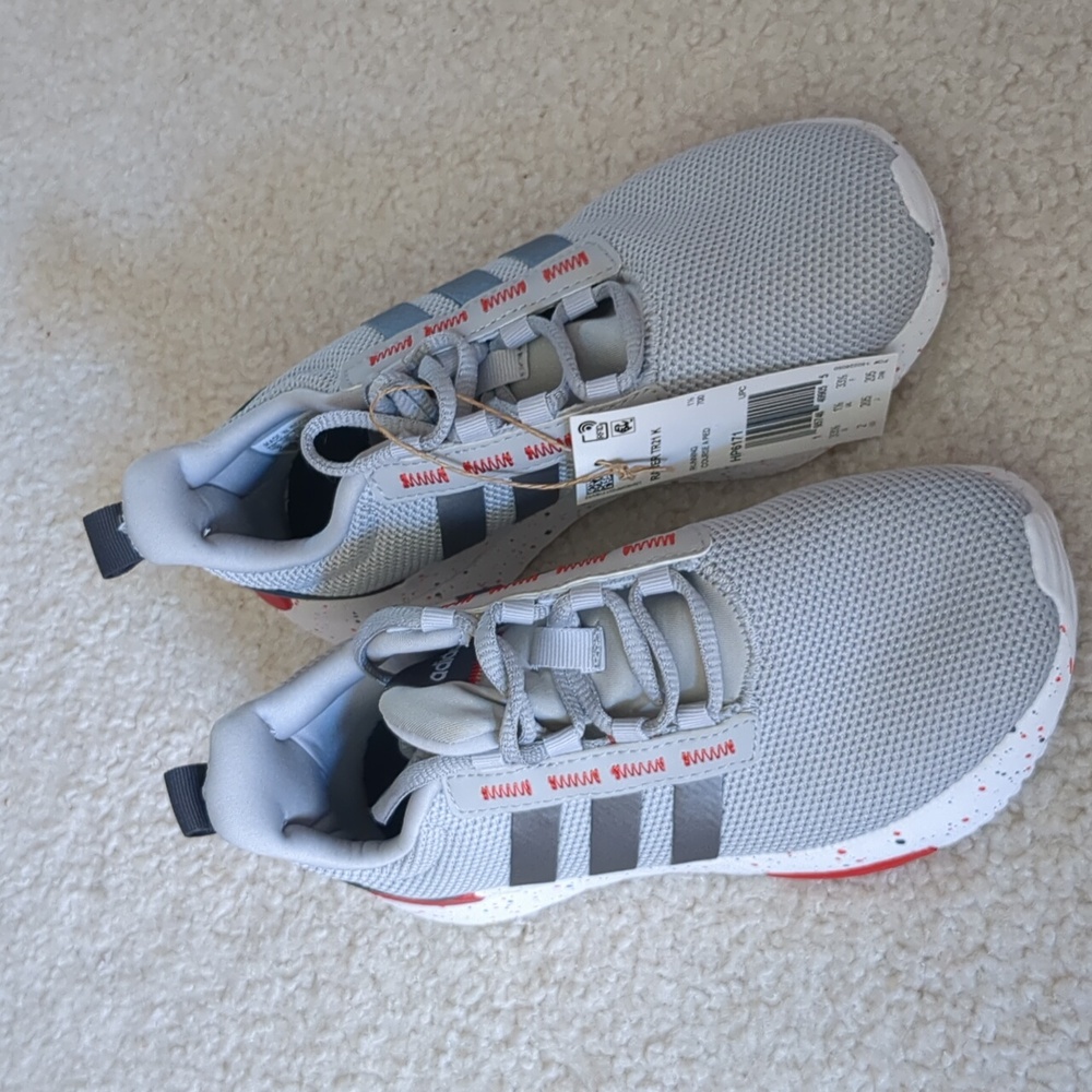 Nwt adidas Unisex-Child Racer TR21 Shoes